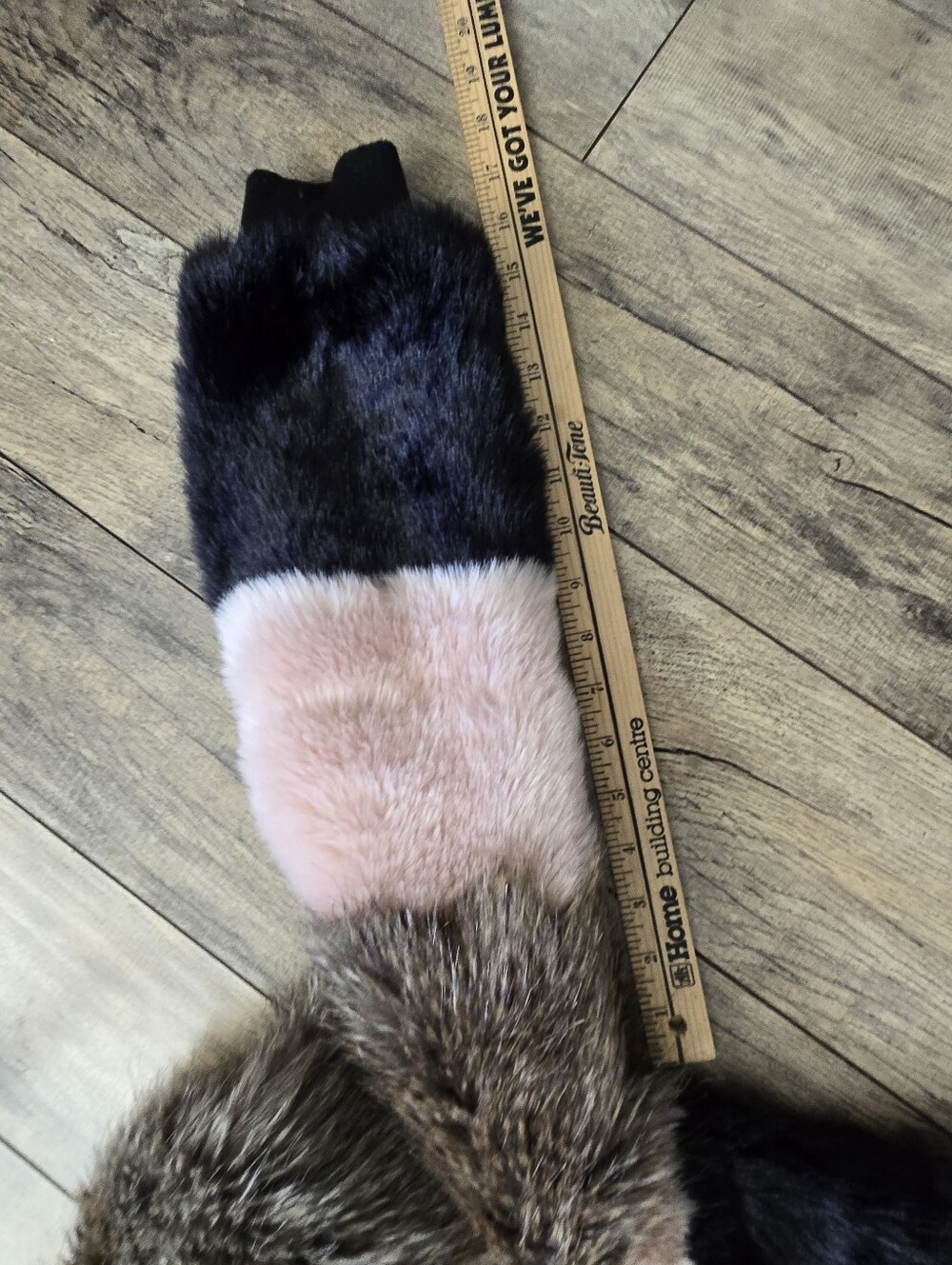 Vero Moda Color Block Short Faux Fur Medium Jacket - Picture 9 of 10